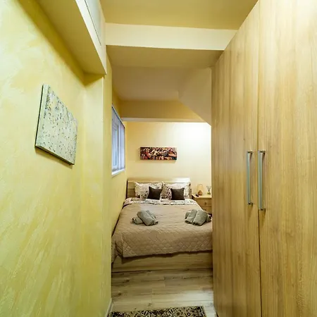 Abstract Apartment